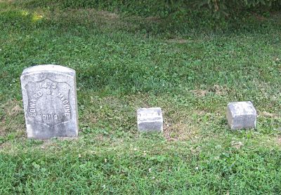 Known and unknown soldiers buried together at Antietam National Cemetery — the small square markers indicate unknown soldiers